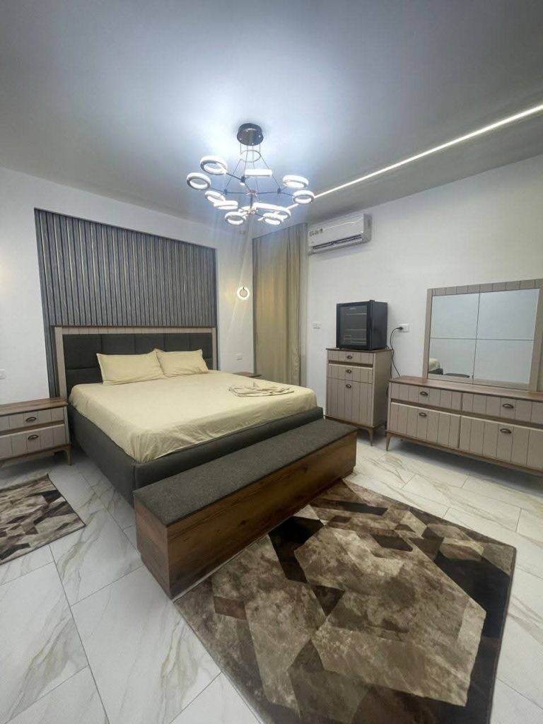 Deluxe Room3
